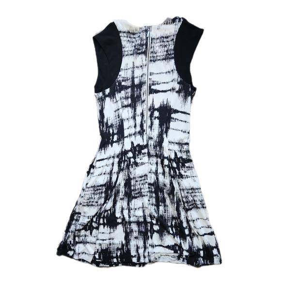 TART Dress with Pockets Black and White Size S - Picture 2 of 5